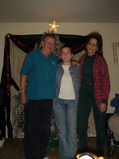 ashley,dad,and_linda.jpg